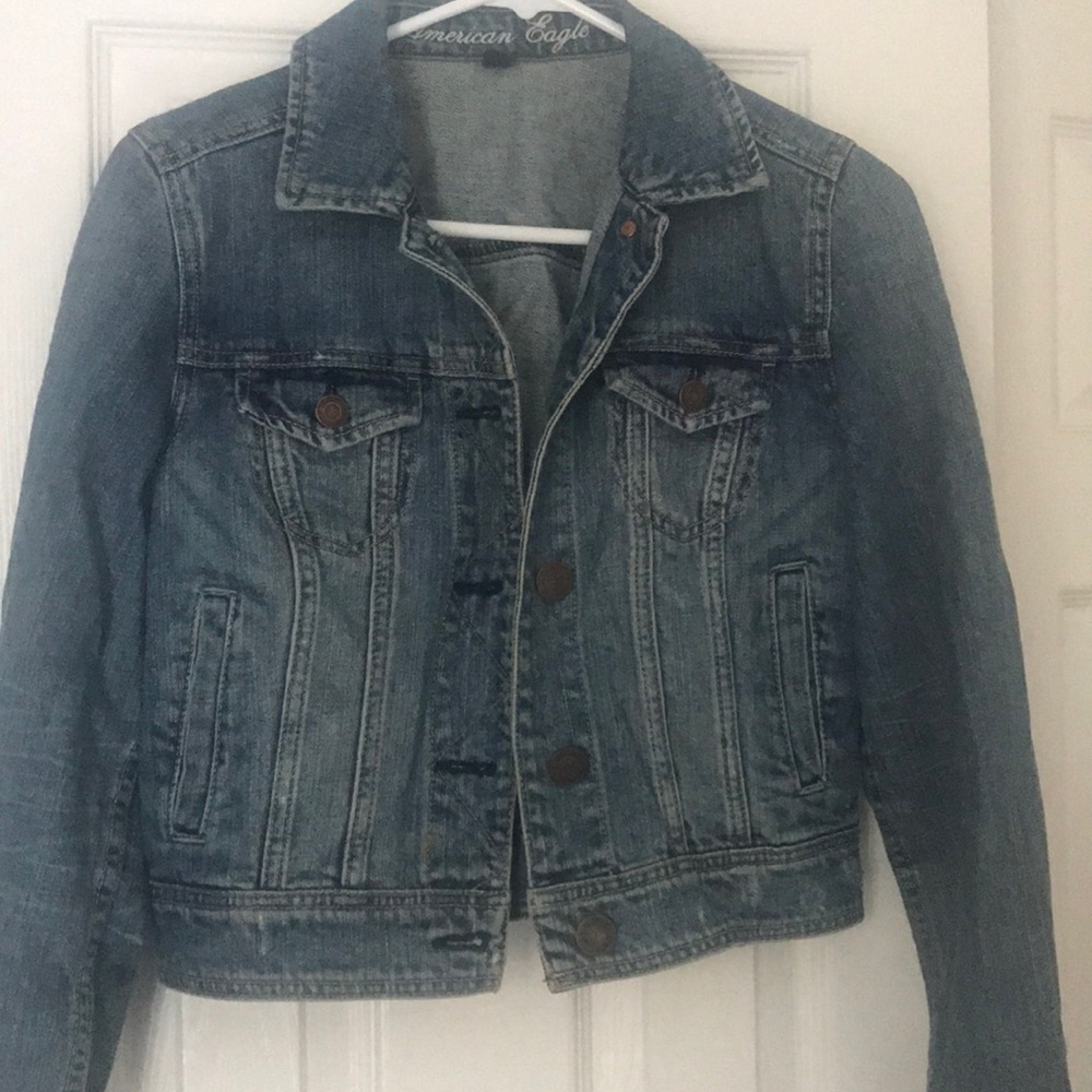 Cropped American Eagle denim jacket